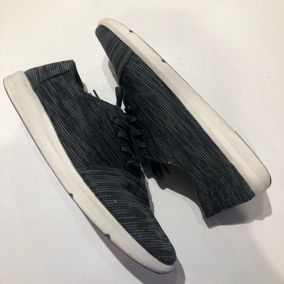 TOMS Del Rey Lace-Up Sneaker - Picture 7 of 7